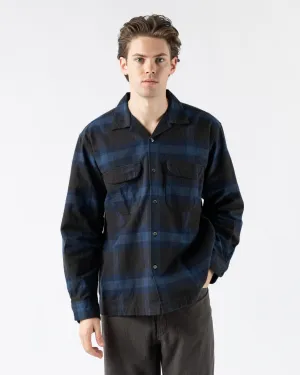 Pilgrim Surf   Supply Vincent Longsleeve Shirt in Navy