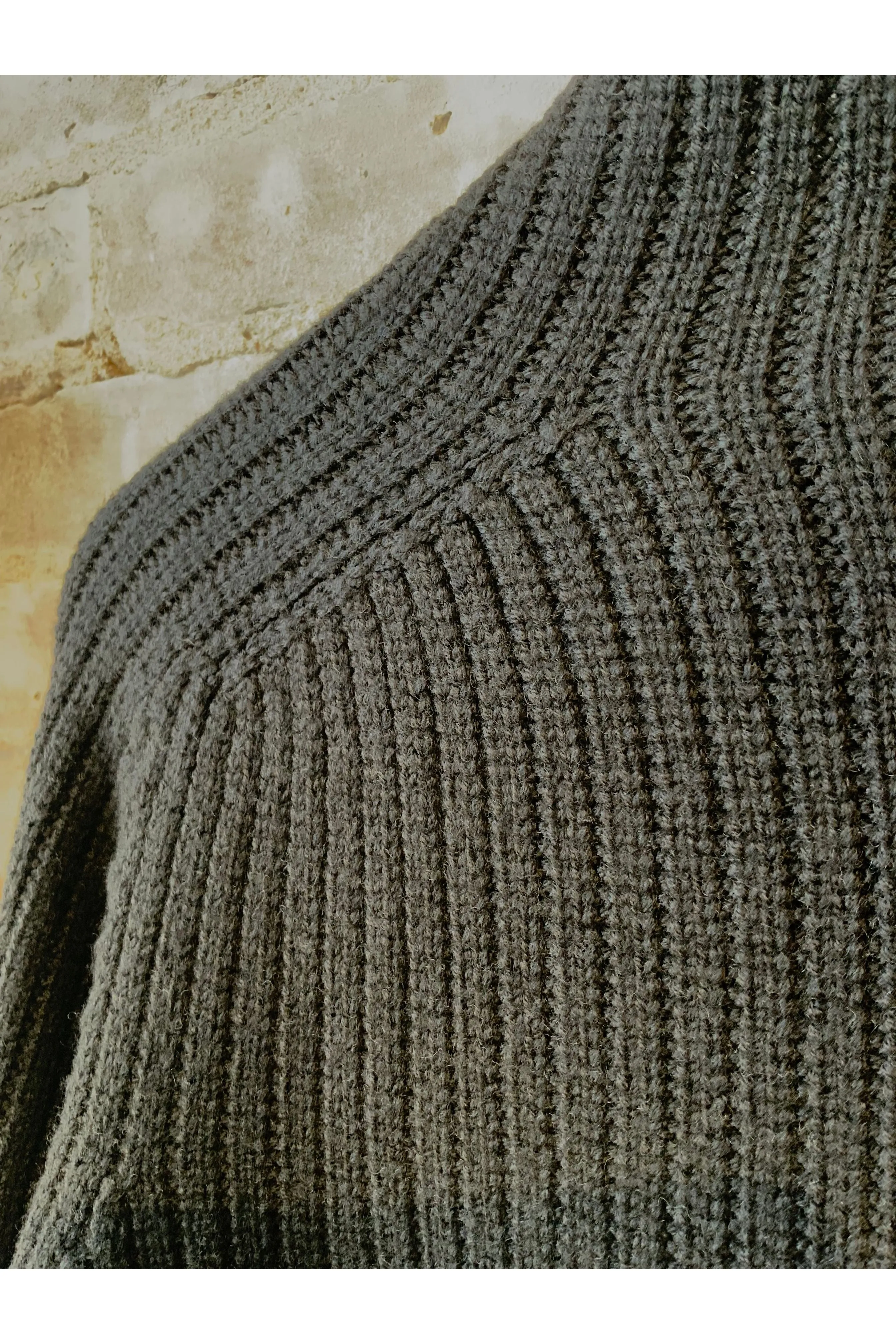 Reversible Foggy Mock Sweater - Black