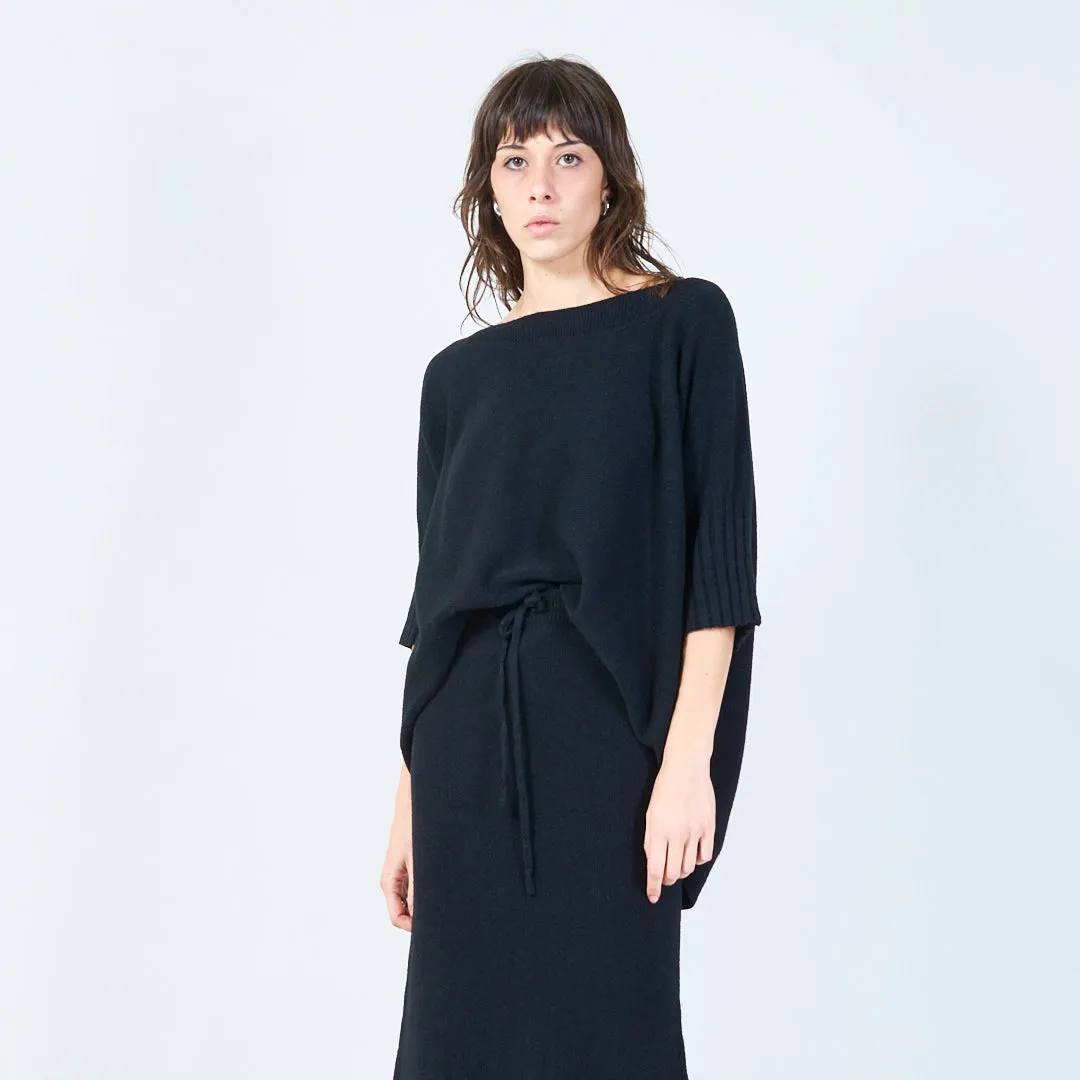 Short-sleeve relaxed knit top wholesale