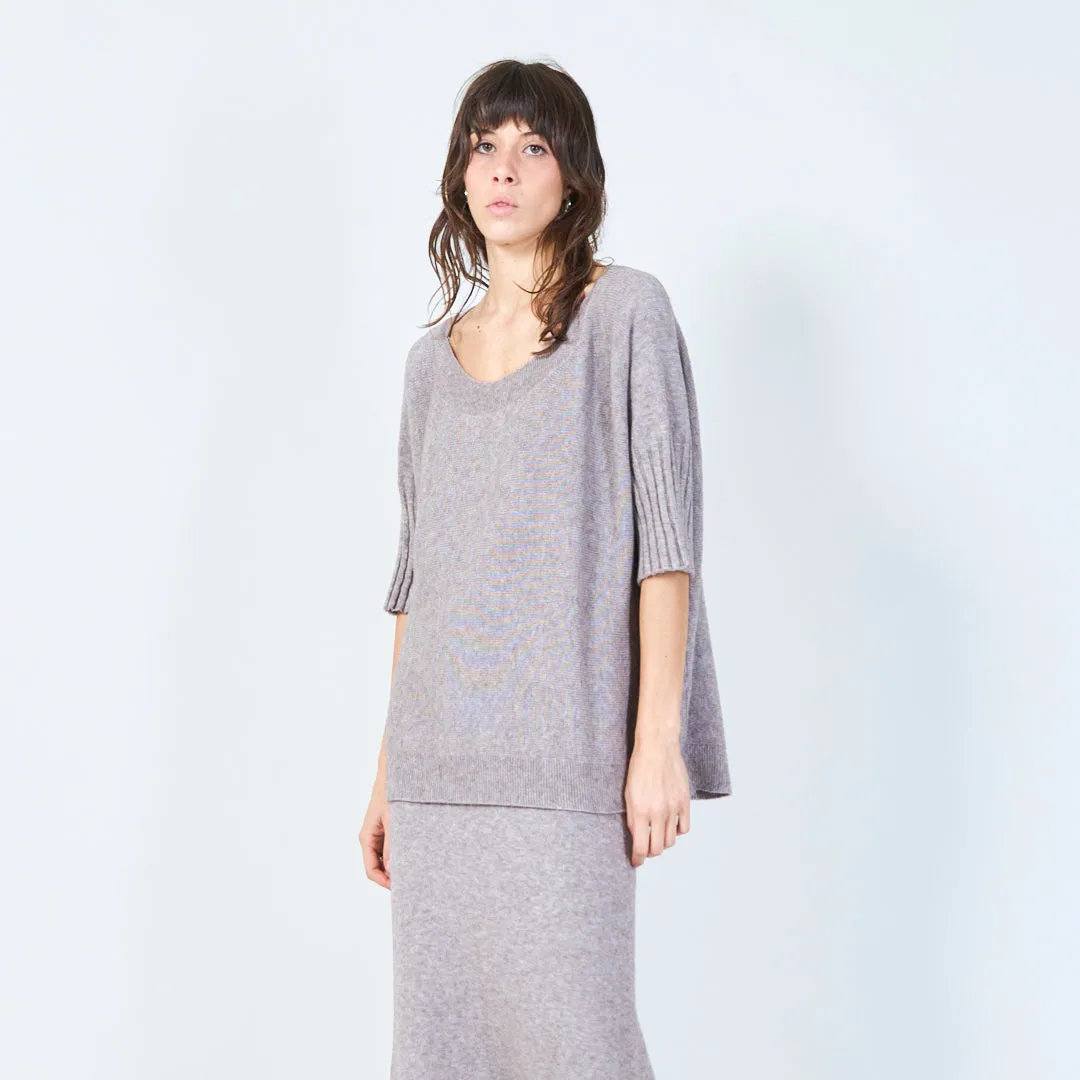 Short-sleeve relaxed knit top wholesale