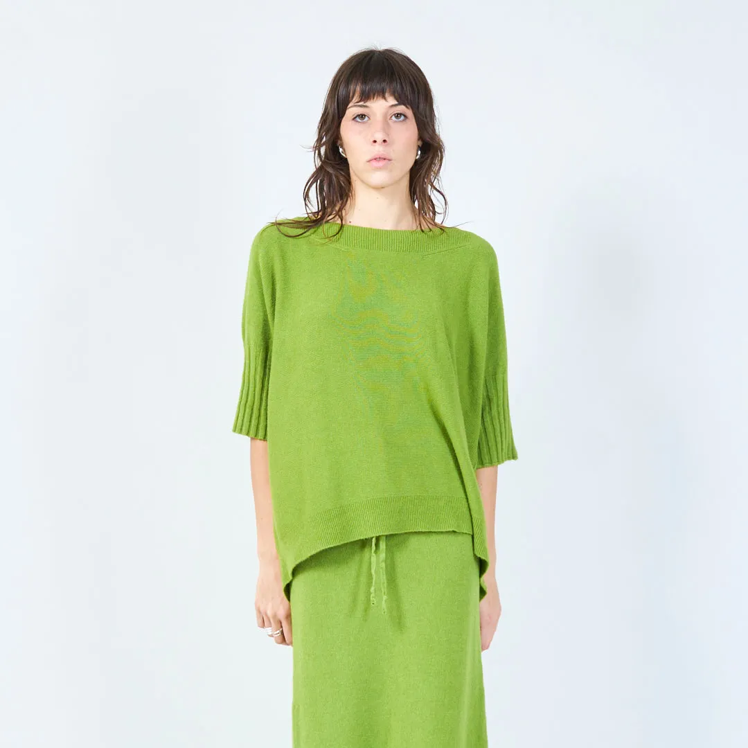 Short-sleeve relaxed knit top wholesale