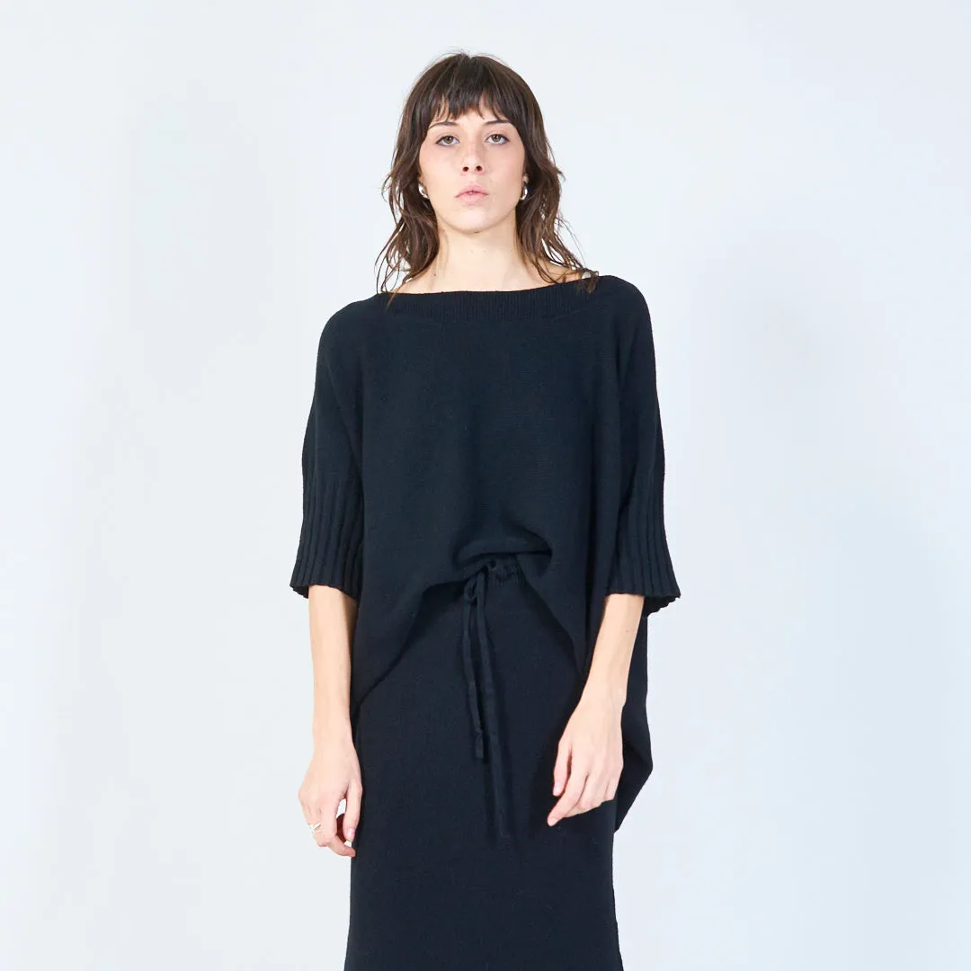 Short-sleeve relaxed knit top wholesale