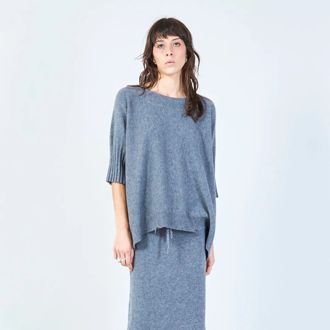 Short-sleeve relaxed knit top wholesale