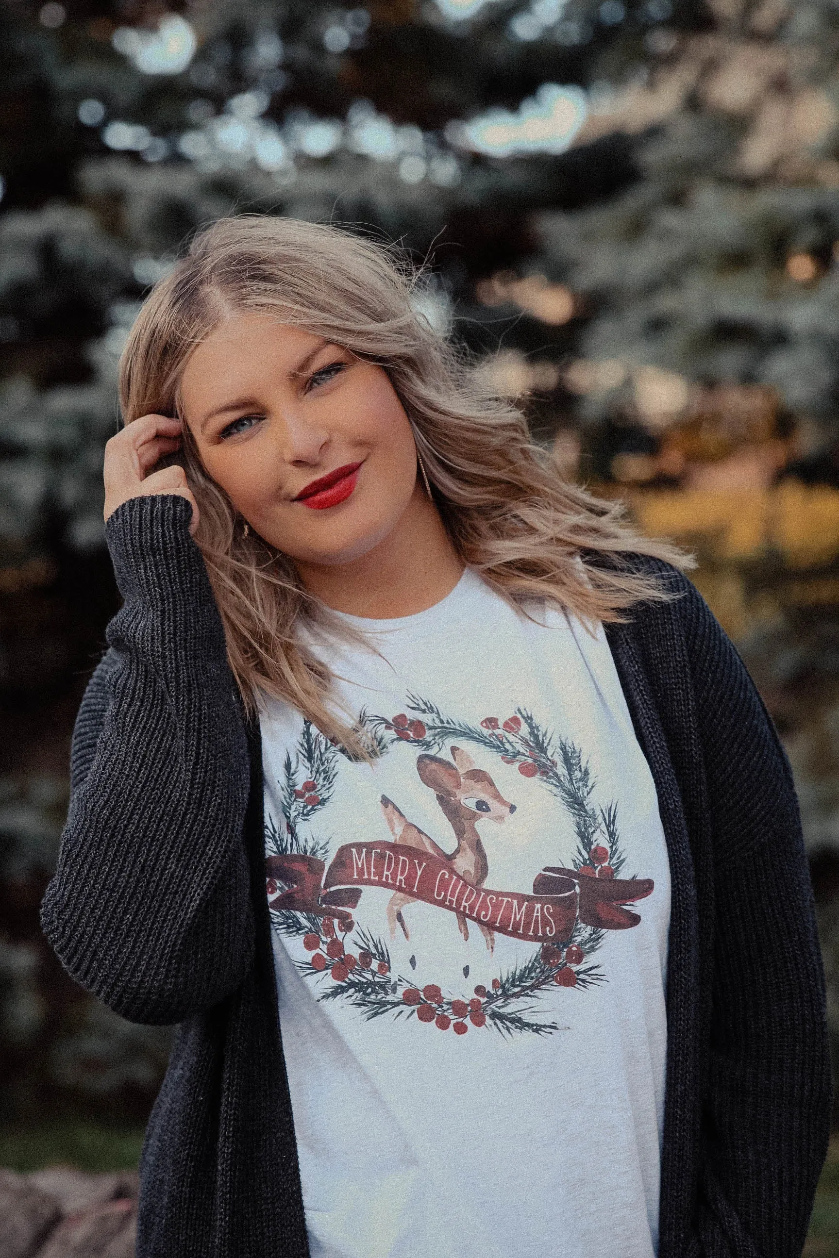 Vintage Christmas Wreath Tee